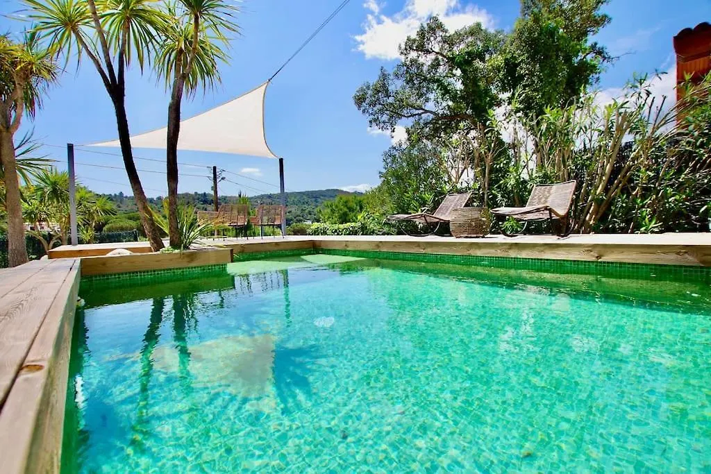 Villa Cinta: Luxurious 6-Person Villa with Private Pool and BBQ Massanet De La Selva 0*,