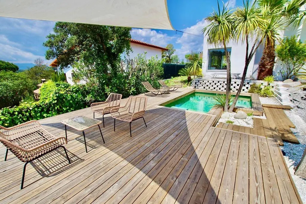 Villa Cinta: Luxurious 6-Person Villa with Private Pool and BBQ Massanet De La Selva 0*,
