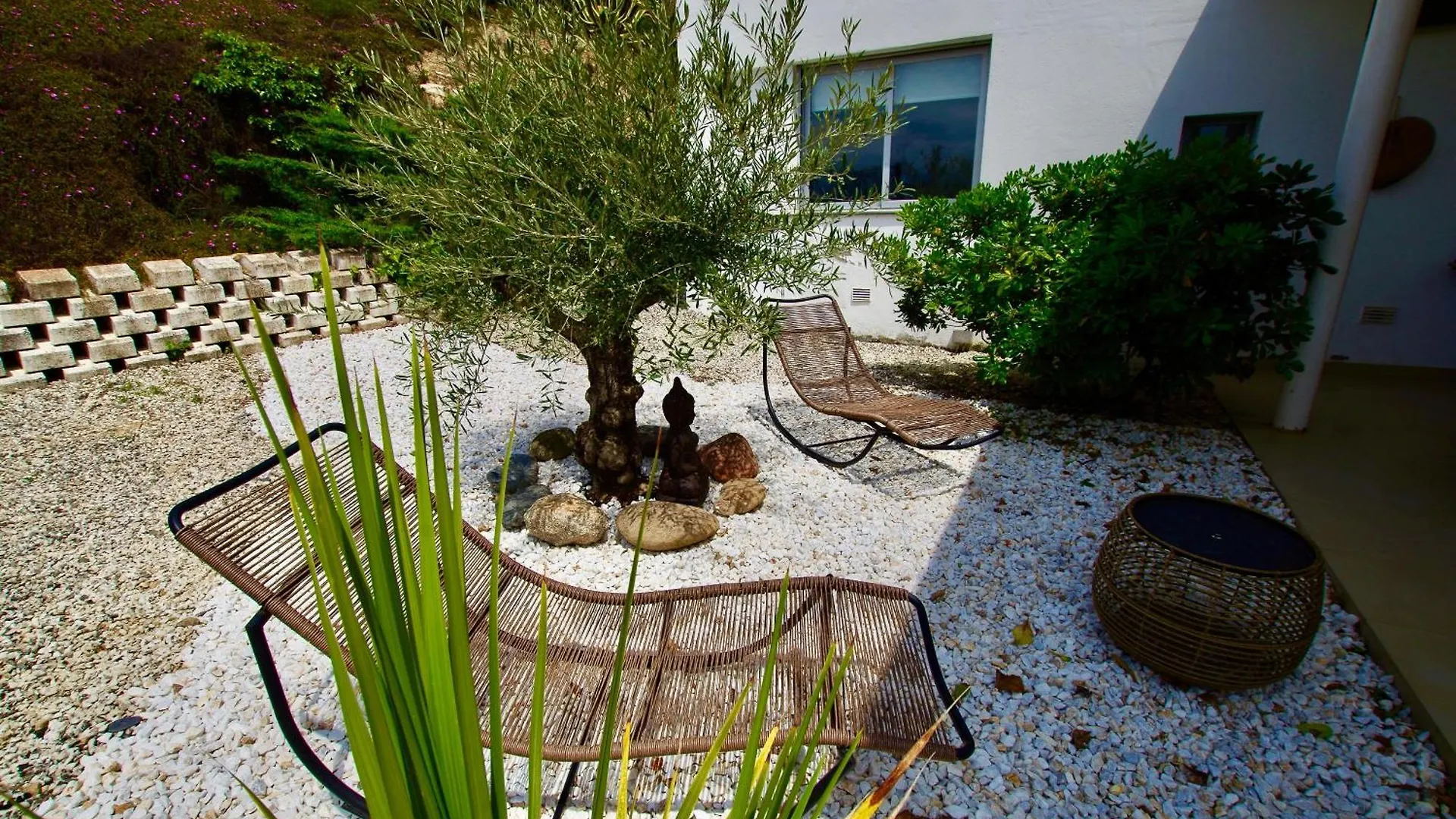 Villa Cinta: Luxurious 6-Person Villa with Private Pool and BBQ Massanet De La Selva 0*,  Spain