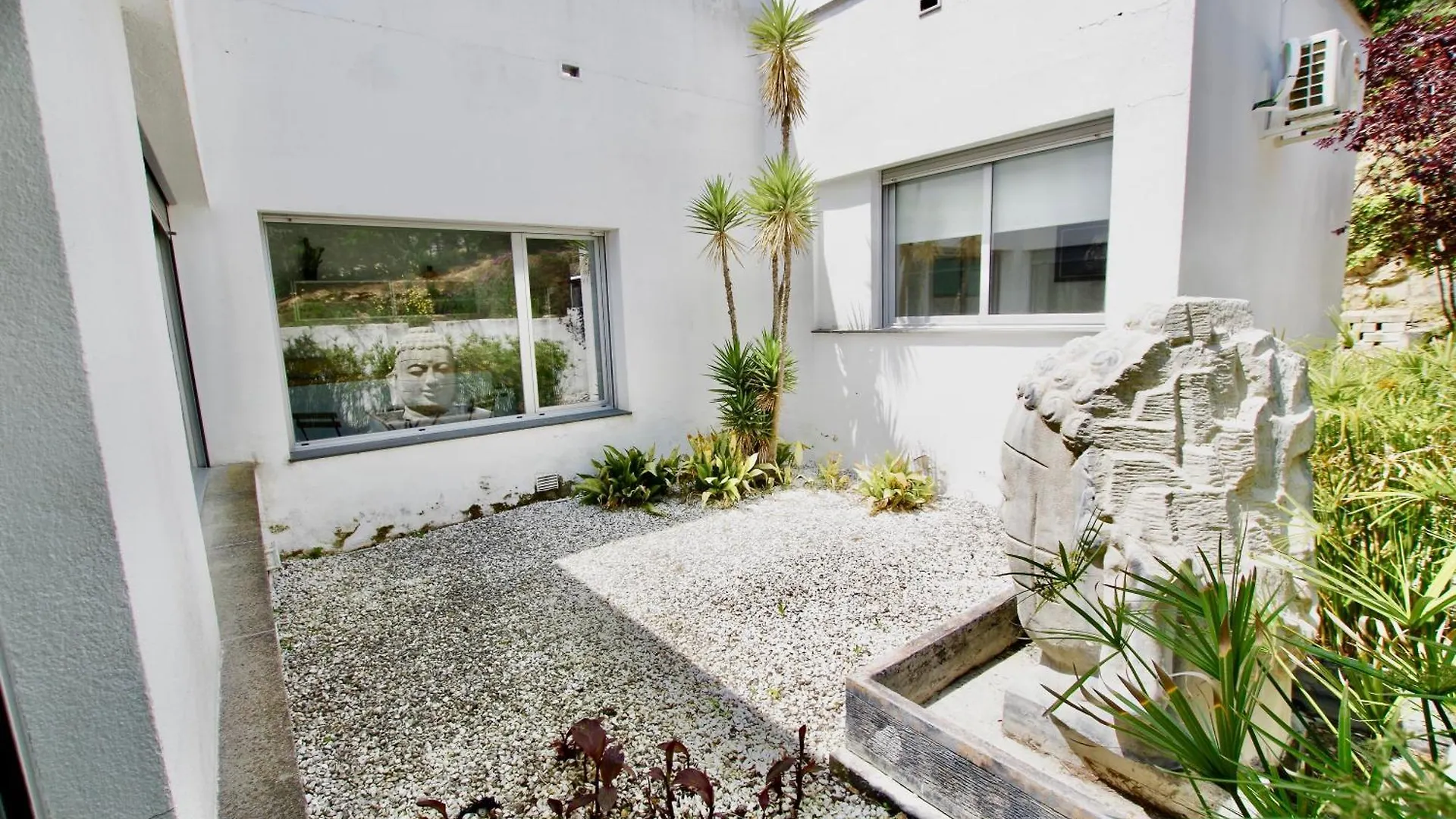 Villa Cinta: Luxurious 6-Person Villa with Private Pool and BBQ Massanet De La Selva