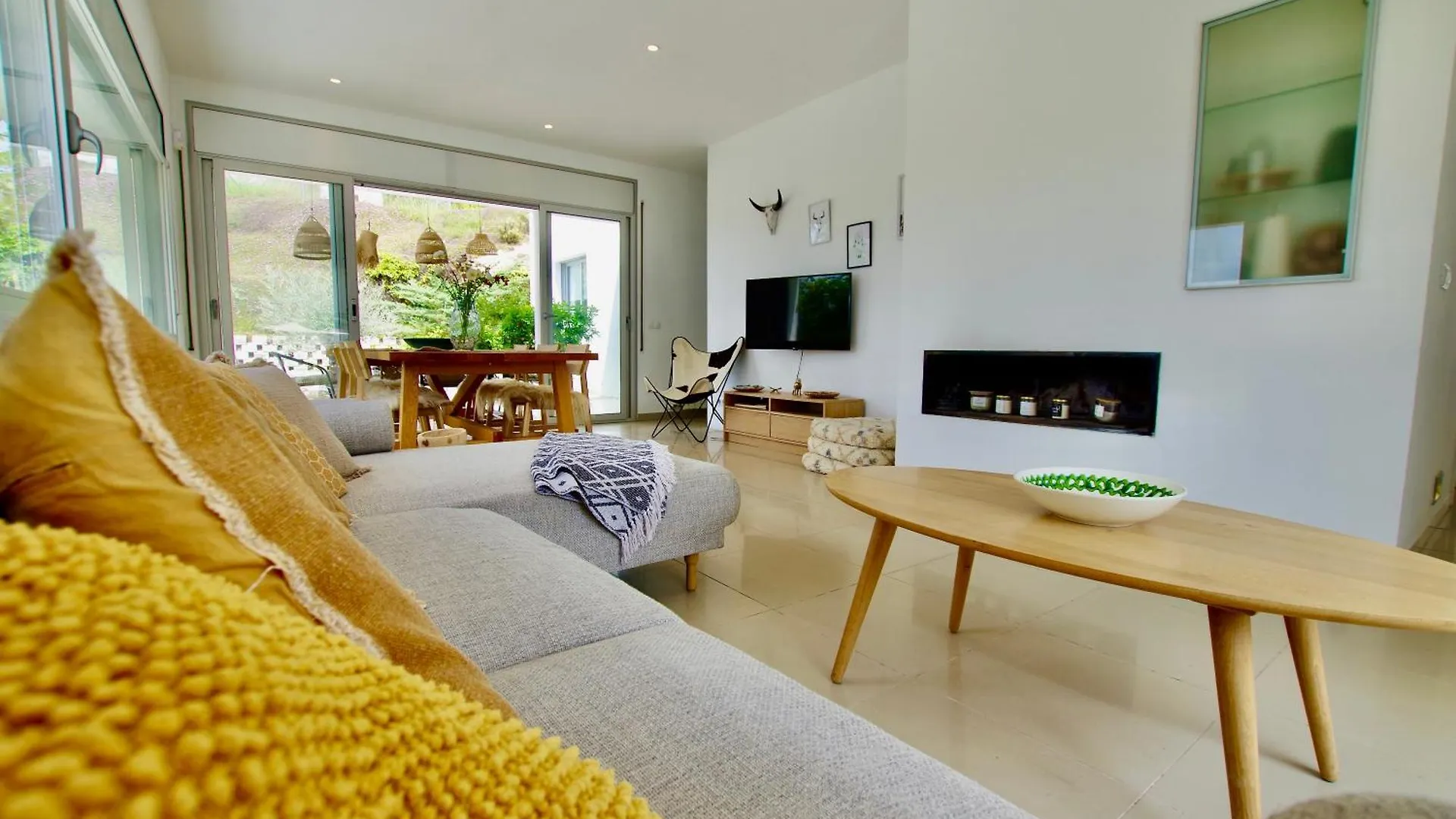 Villa Cinta: Luxurious 6-Person Villa with Private Pool and BBQ Massanet De La Selva 0*,